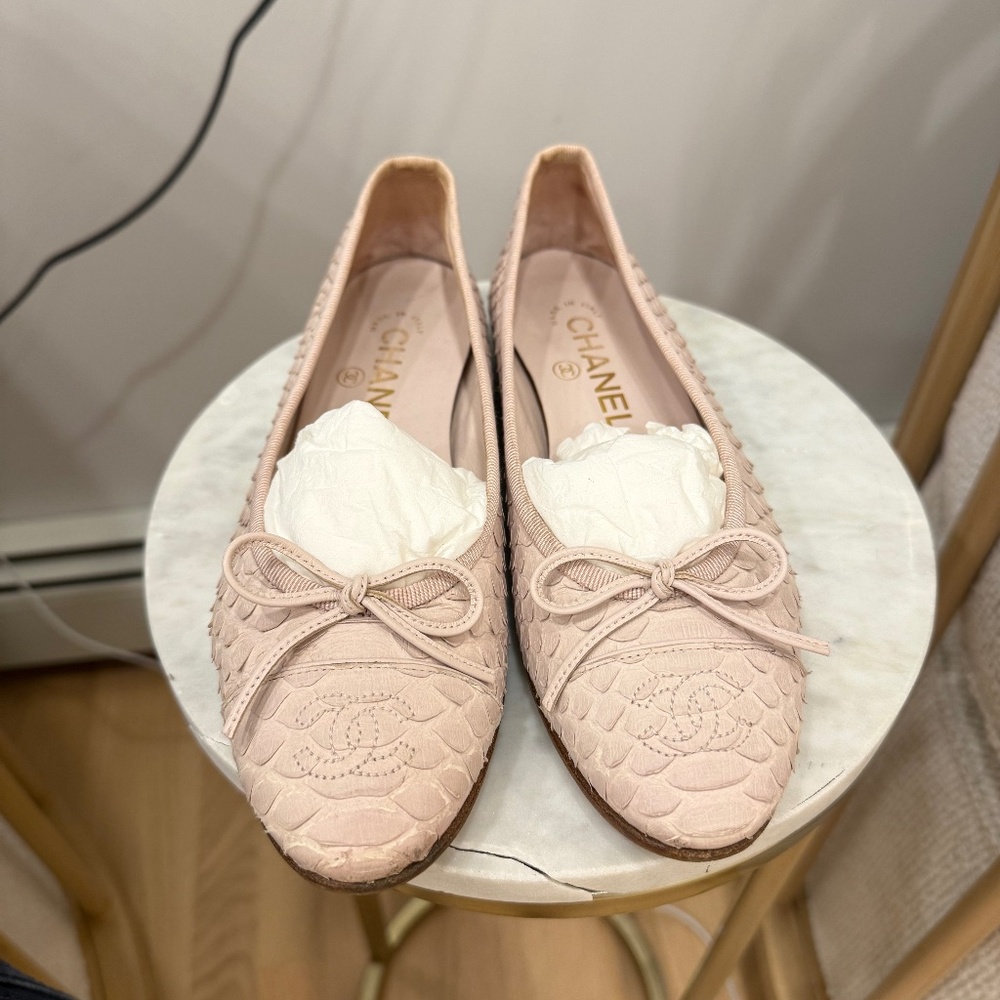 Chanel flats